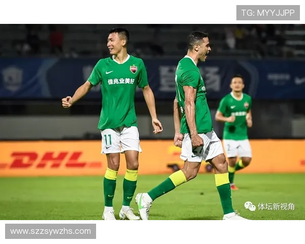 深圳排球队在钻石联赛积分榜上以62分稳居第一名表现出色 深圳排球队在钻石联赛积分榜上以62分稳居第一名表现出色