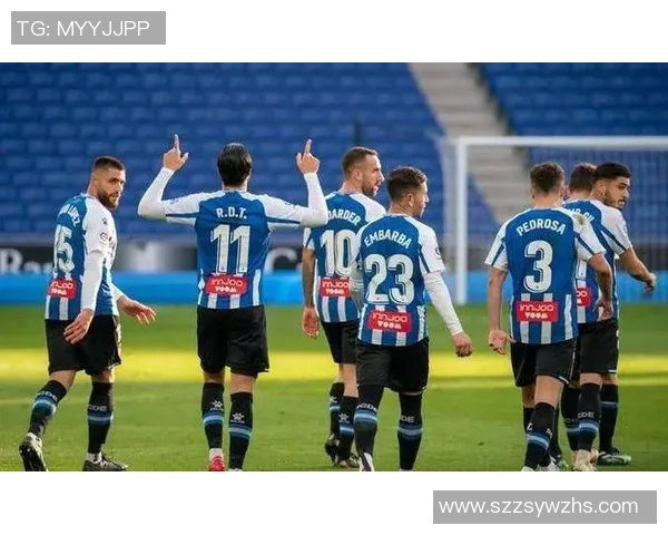 马德里竞技与巴萨在西甲的巅峰对决谁能笑到最后